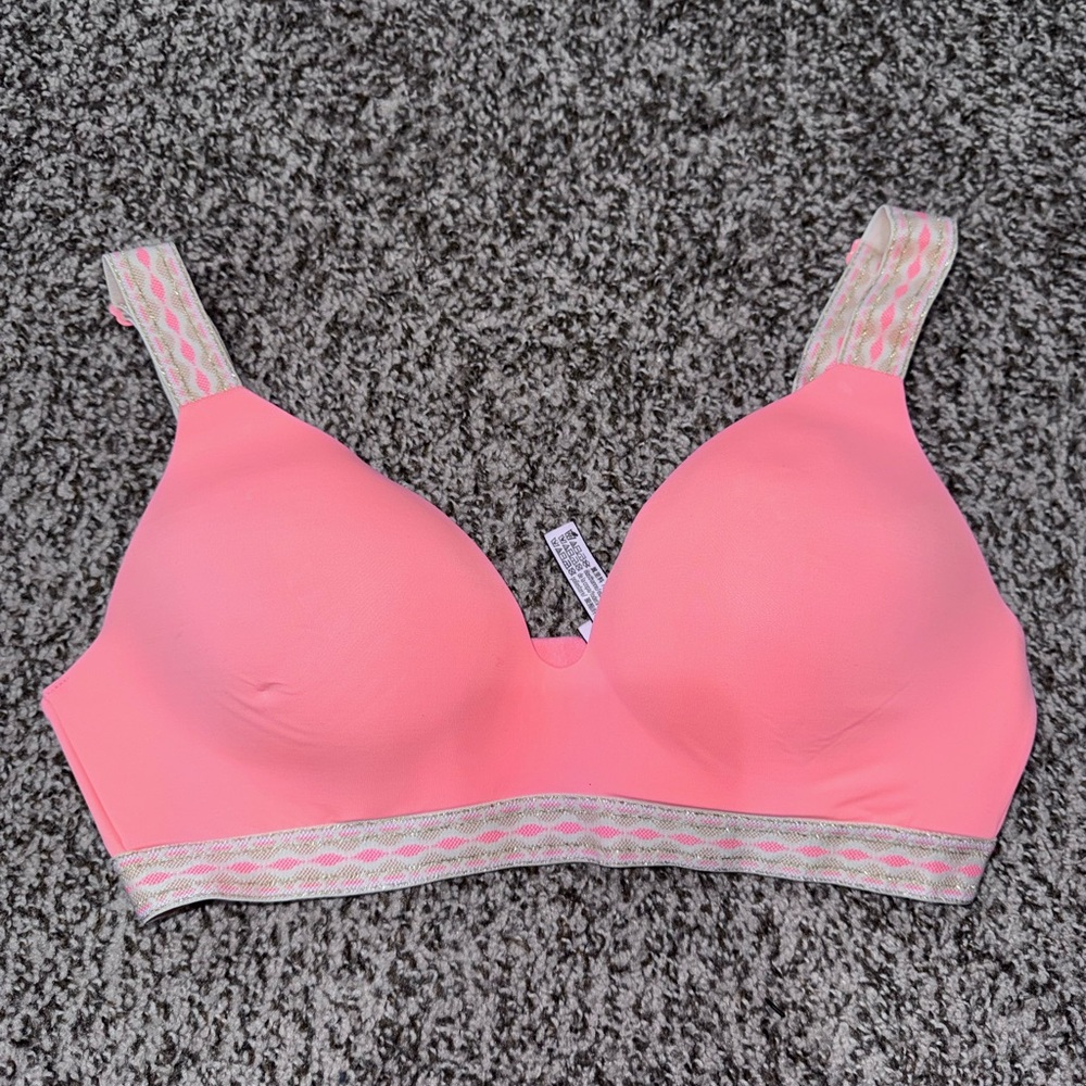 Victoria's Secret Pink and Cream Bra